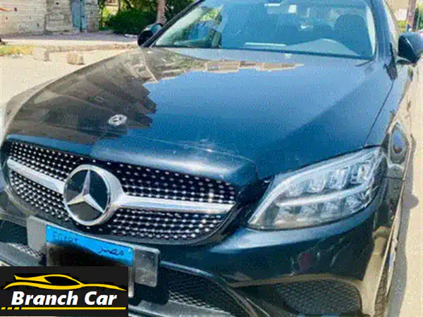 مرسيدس بنز C180 2014 بحالة ممتازة - صيانة توكيل كاملة - عقد مسجل!