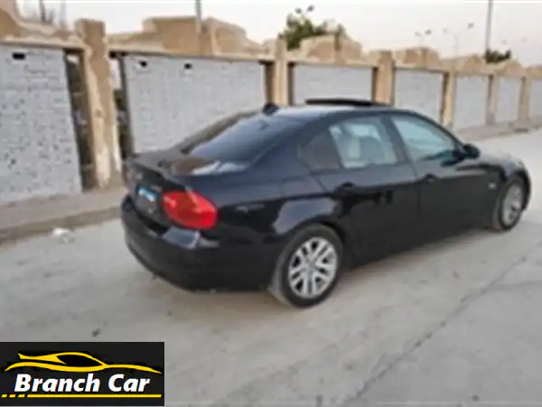 بي إم دبليو 320i 2009 (I-Drive) - حالة ممتازة! مالك أول من الصفر