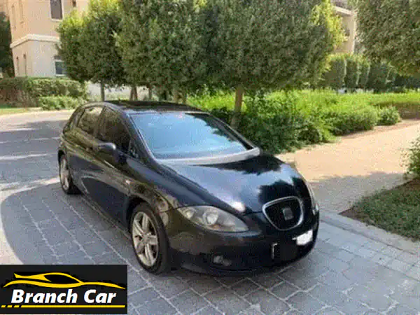 سيارة سيات ليون 2008 سوداء - بحالة ممتازة - الشارقة
