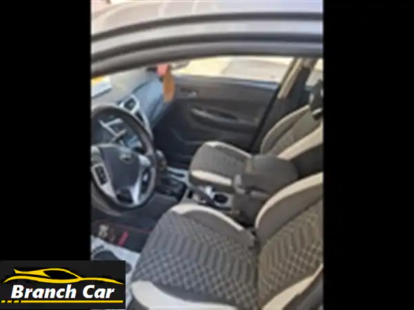 بي واي دي L32022: سيارة عائلية آمنة ومريحة بسعر لا...