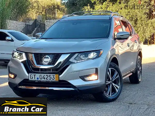 نيسان Rogue 2018 SL - فل أوبشن، بحالة ممتازة! (68,000 ميل فقط)