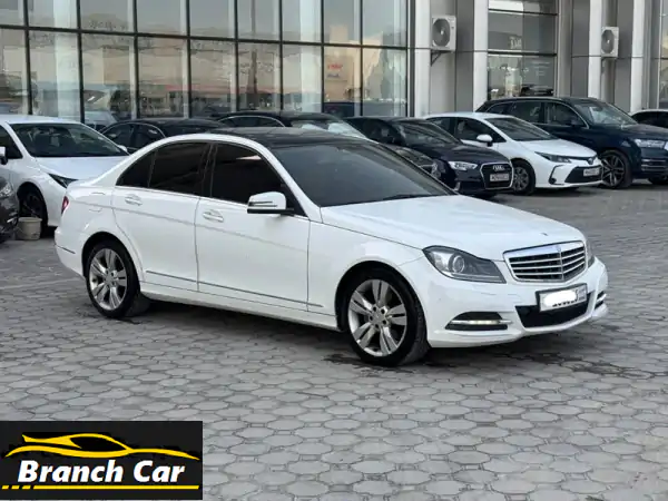مرسيدس بنز C200 2013 بيضاء - فرصة لا تُفوّت! ✨