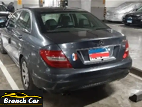 مرسيدس C-Class 2013 (180) - فابريكا من الداخل والخارج، بحالة ممتازة!