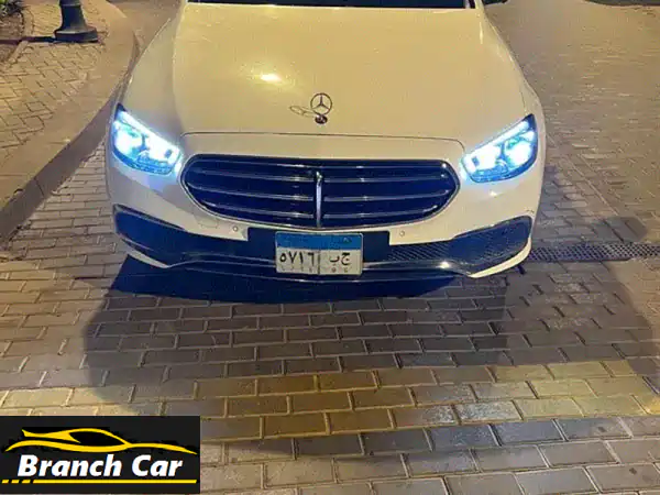 مرسيدس E300 Exclusive 2021 - كالجديدة!  (15 ألف كم فقط)