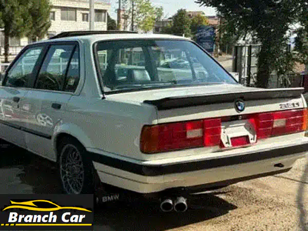 بي إم دبليو 3 Series 1988 - كلاسيكية أنيقة بحالة ممتازة!