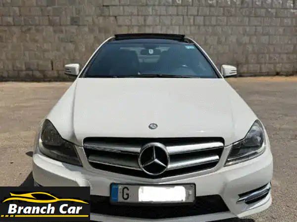 مرسيدس C-Class 2013 بيضاء - بحالة ممتازة! (صاحب...