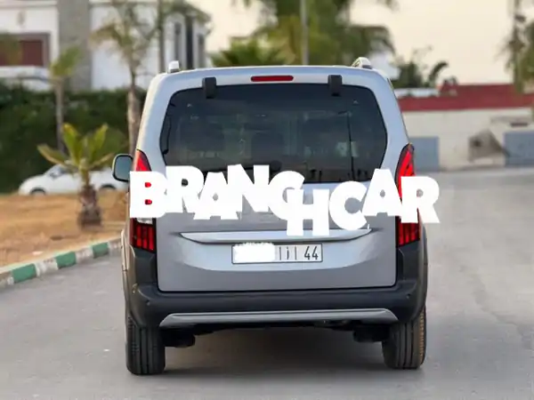 بيجو ريفتر 2019 بحالة ممتازة - فرصة لا تُفوّت!