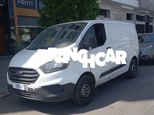 فورد ترانزيت كاستم مستعملة بحالة ممتازة - فرصة لا تُفوّت!
