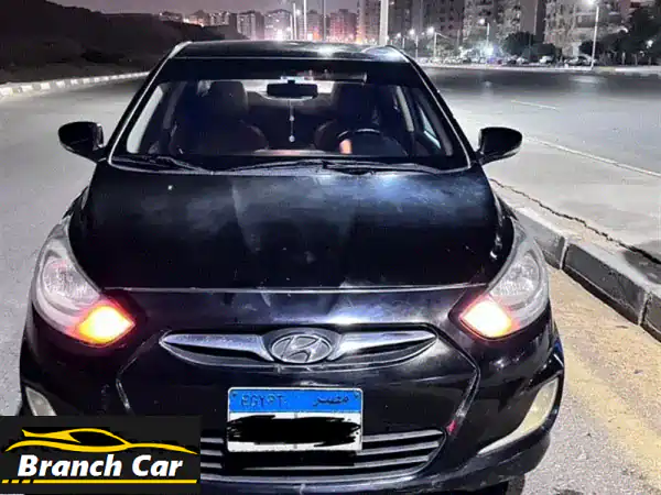 هيونداي أكسنت 2015 سوداء - بحالة ممتازة! (فابريكا،...