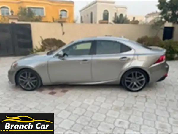 لكزس IS 300 F Sport 2018 ذهبية - فل أوبشن - حالة ممتازة! (سعر قابل للتفاوض)