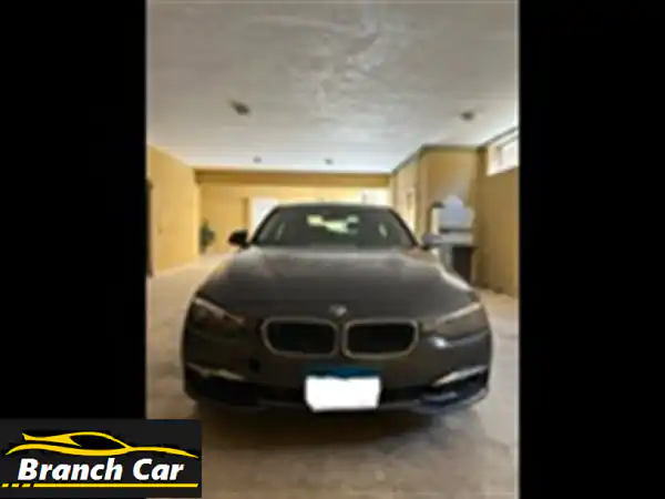 بي ام دبليو 318i 2017 بحالة ممتازة - فرصة لا تُفوّت!...