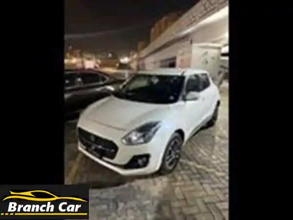 سوزوكي سويفت 2024 - بحالة ممتازة! (18000 كم فقط) -...