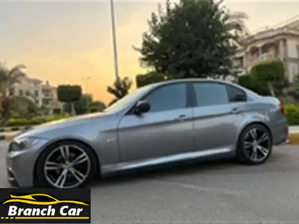 بي إم دبليو 318i 2011 (M Sport) - بحالة ممتازة!  (190 ألف كم)