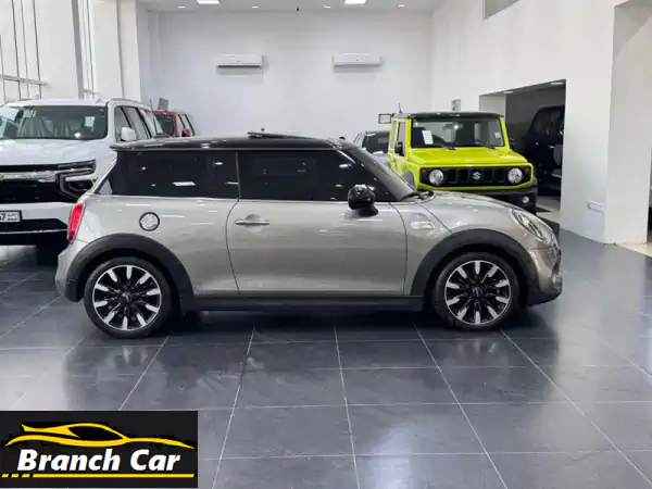 Mini Cooper S 2019 رمادي -  سعر مميز!  (كاملة المواصفات، تأمين ساري)