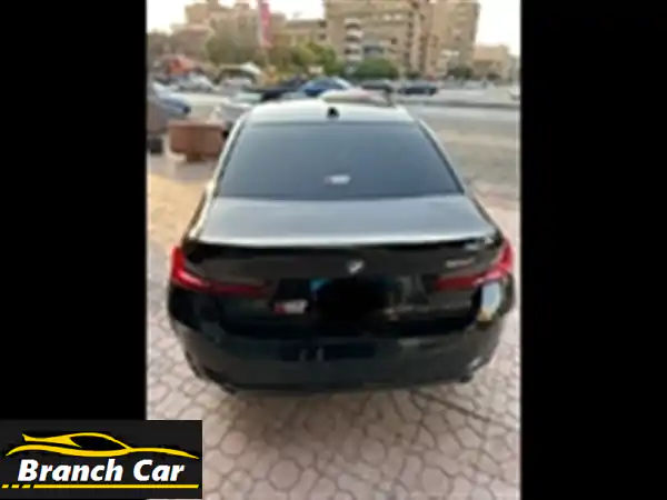 بي ام دبليو 320i 2024 - فرصة ذهبية في التجمع الخامس، القاهرة الجديدة!