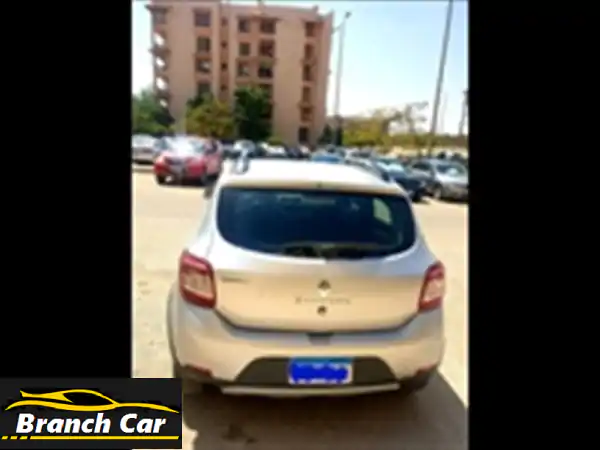 رينو سانديرو ستيبواي 2015 (أعلى فئة) - بحالة ممتازة...