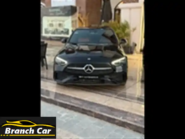 مرسيدس C180 موديل 2023 بحالة ممتازة - فرصة لا تُفوّت...