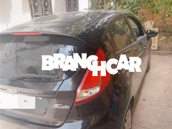 فورد فيستا ديزل 2016 بحالة ممتازة - فرصة لا تُفوّت!