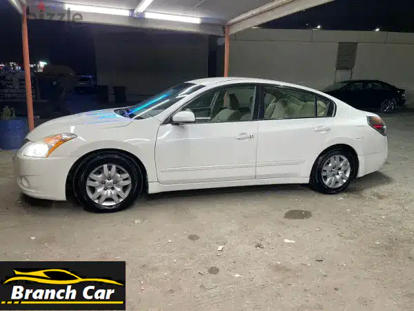 Nissan Altima 2010v4