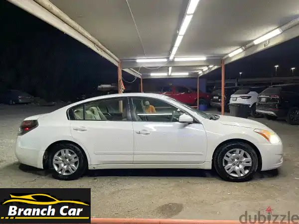 Nissan Altima 2010v4