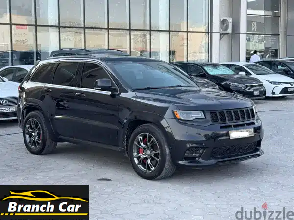 جيب جراند شيروكي SRT 2015 سوداء - قوّة خارقة بسعر لا يُفوّت!
