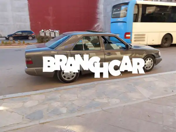 مرسيدس 250E موديل 1994 بحالة ممتازة - فرصة لا تُفوّت!