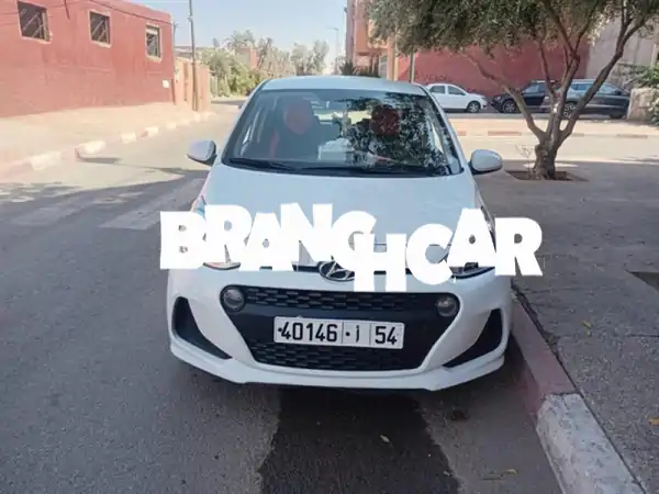 هيونداي i10: سيارة المدينة المثالية! صغيرة الحجم،...