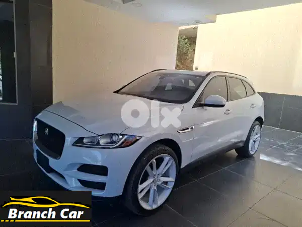 جاكوار F-Pace 35T 2017 بحالة ممتازة - سقف بانورامي...