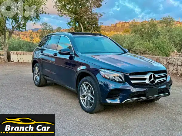 مرسيدس GLC 300 4MATIC 2017 - نظيفة تماماً، تقرير كارفاكس ممتاز!