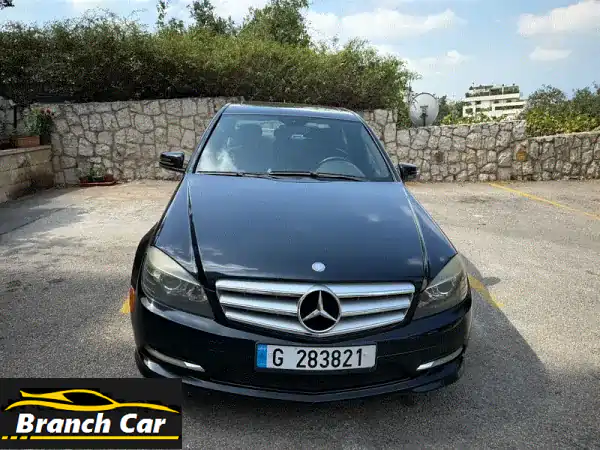 مرسيدس بنز C-Class 2011 - كأنها جديدة! (حالة ممتازة، خالية...