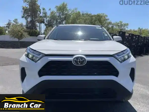 تويوتا RAV4 XLE 2023 بيضاء - بحالة ممتازة!  (سعر مميز)