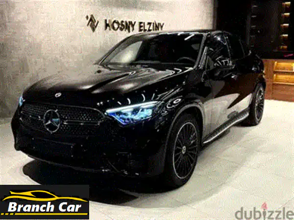 مرسيدس GLC 300 Premium Plus 2025 - الوحيدة بلون جرافيتي جراي المعدني! ✨