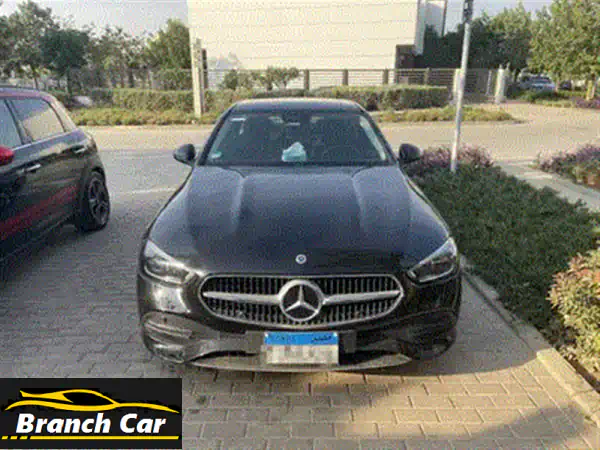 مرسيدس بنز C200 كابريوليه AMG لاين 2019 -  (عداد 113,000 كم فقط!) فرصة لا تُفوّت!