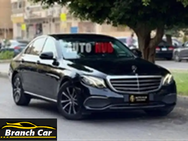 مرسيدس E200 2020 - كالجديدة!  عداد 29,000 كم فقط!