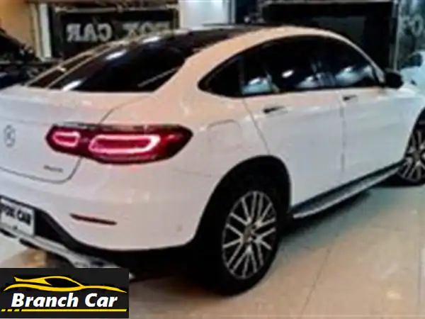 مرسيدس GLC 300 2020 بحالة ممتازة - حدائق الأهرام