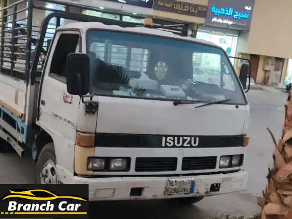 دينة إيسوزو بحالة ممتازة - فرصة ذهبية! (على السوم)