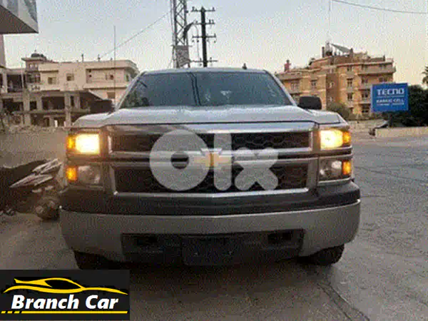شيفروليه سيلفرادو 2014 - بحالة ممتازة! كاميرا خلفية، بلوتوث، وإطارات جديدة!