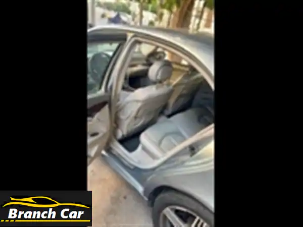 مرسيدس E240 2004 - فابريكا بحالة ممتازة! فرصة لا تُفوّت
