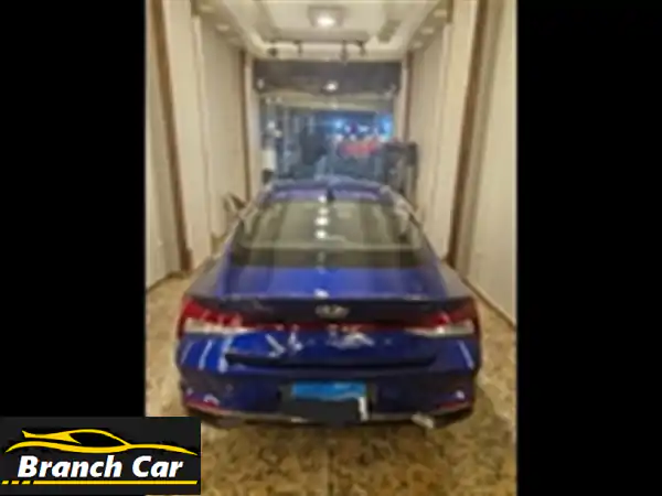 هيونداي إلنترا CN7 2022 - بحالة ممتازة! 81,000 كم فقط!