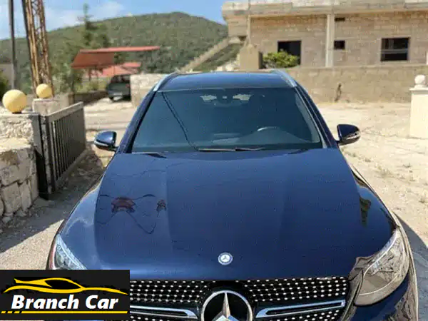 GLC 3002017 ! 4 matic ! Low Mileage ! Blue Metallic Exterior Color !