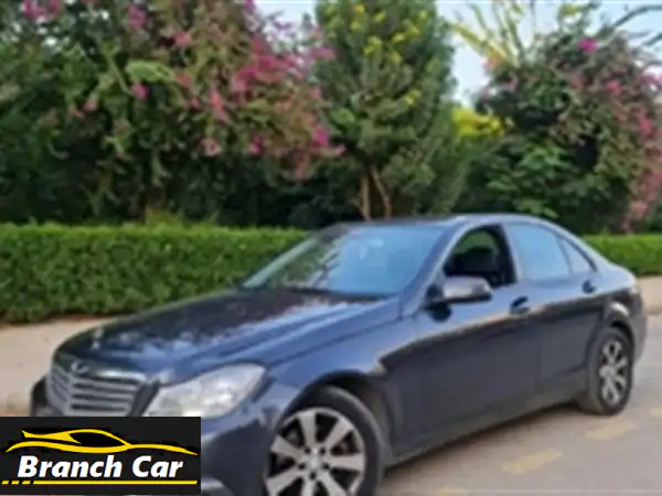 مرسيدس C180 موديل 2013 بحالة ممتازة - فرصة لا تُفوّت!