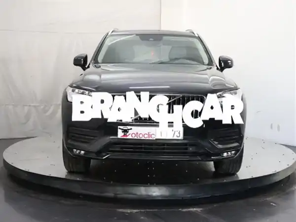 فولفو XC90 2021 Momentum | رفاهية SUV بحالة المصنع من أوتوكليك - فرصتك للقيادة الذكية!