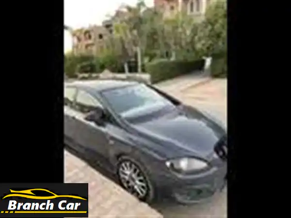 فرصة ذهبية: سيات ليون للبيع بالتجمع | فابريكة دواخل بالكامل، فتحة سقف ومواصفات كاملة!