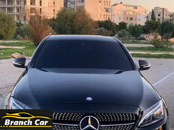 مرسيدس بنز C-Class 2015 (C300) - فاخرة، سوداء، كاملة المواصفات...