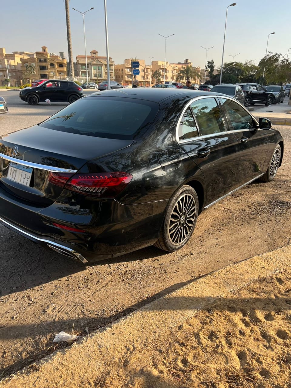 ايجار مرسيدس E200 بسائق في القاهرة — مطار | أفراح | رحلات خاصة