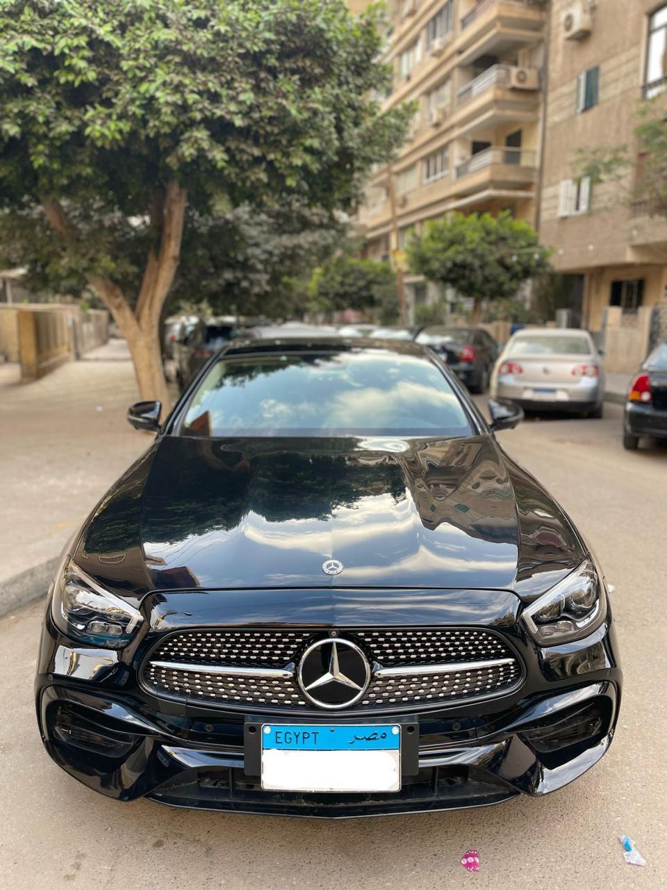 ايجار مرسيدس E200 بالسائق | فخامة ورفاهية ورجال الاعمال