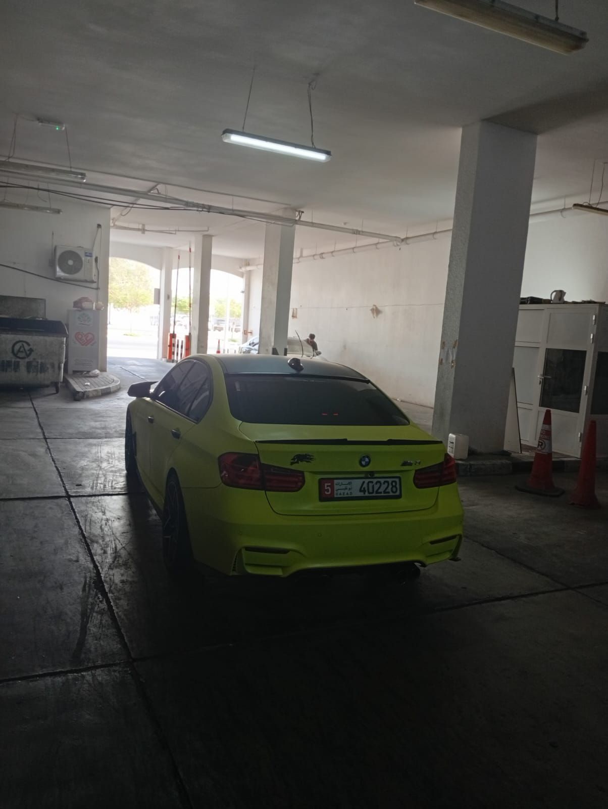 دبى