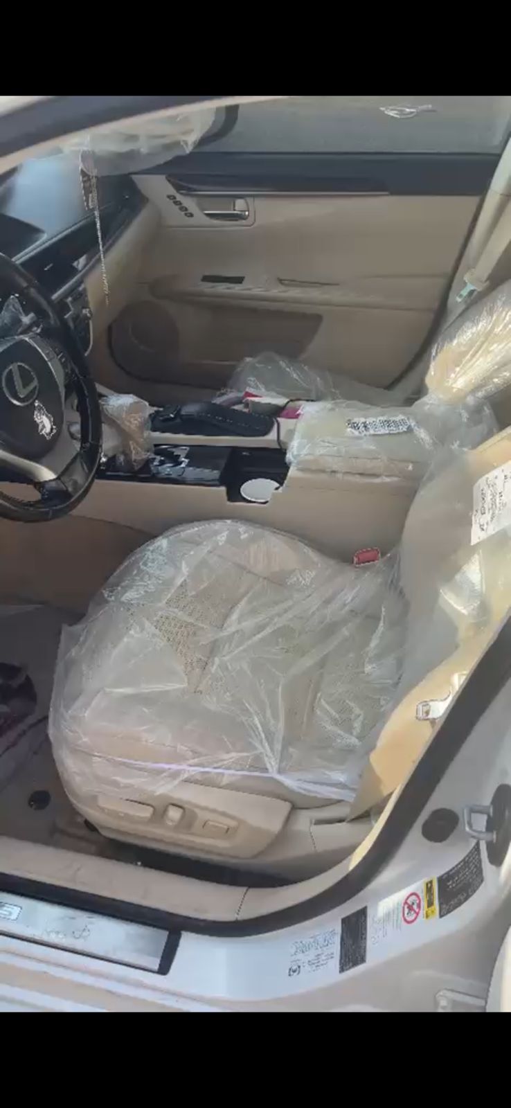 للبيع لكزس ES350 موديل 2015