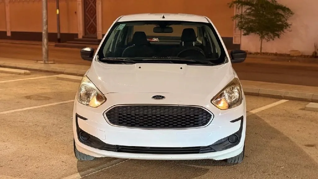 فورد فيجو 2019 أوتوماتيك - 125000 كم - 20000