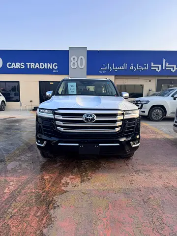 Export only20AED355,000premiumToyotaLand CruiserVXToyota Land Cruiser VX 2026 | GCC Specs |...